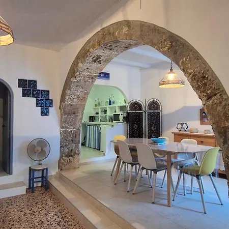 Maison De Village Mona
